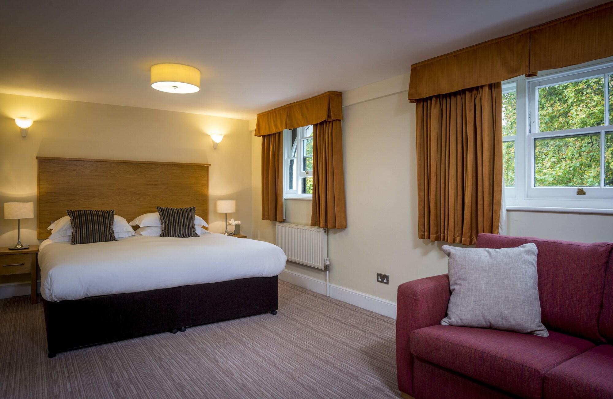 The Goodenough Hotel London Exterior photo