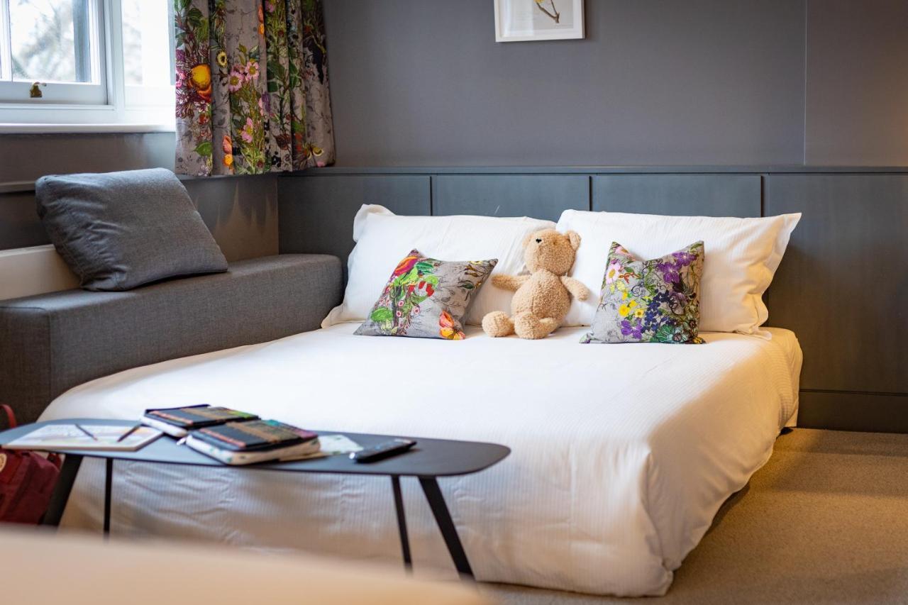 The Goodenough Hotel London Exterior photo