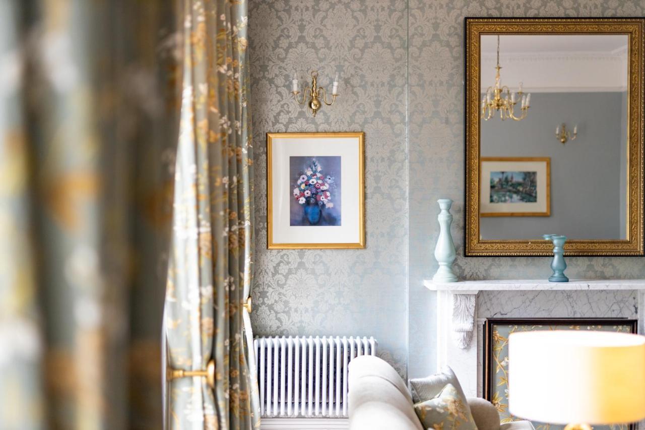 The Goodenough Hotel London Exterior photo